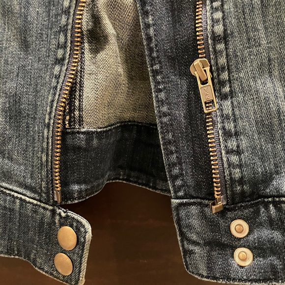 Denim jacket - Picture 3 of 3